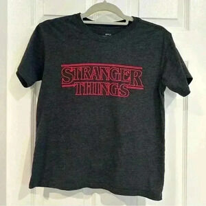 Stranger Things Women Juniors Dark Gray Short Sleeve Top T-Shirt Shirt Size M
